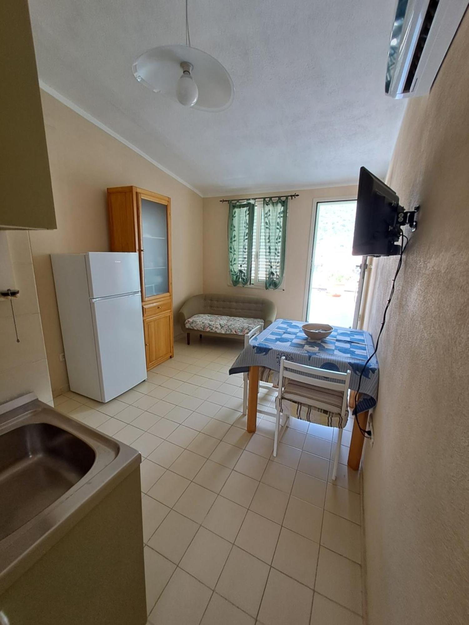 Appartamenti Teulada Di Laura Cameră foto