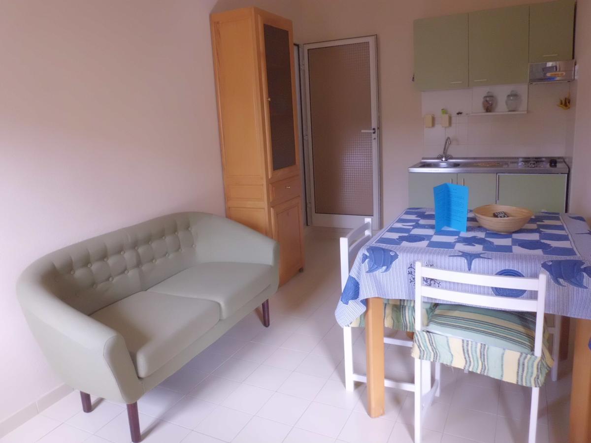 Appartamenti Teulada Di Laura Cameră foto